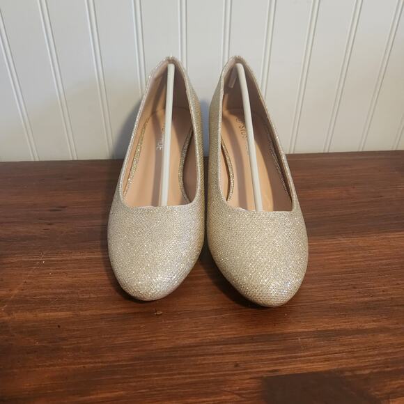 Svdsphde‎ Women's Size 9.5 Gold Glitter Wedding Day Kitten Heels NIB - Picture 4 of 8